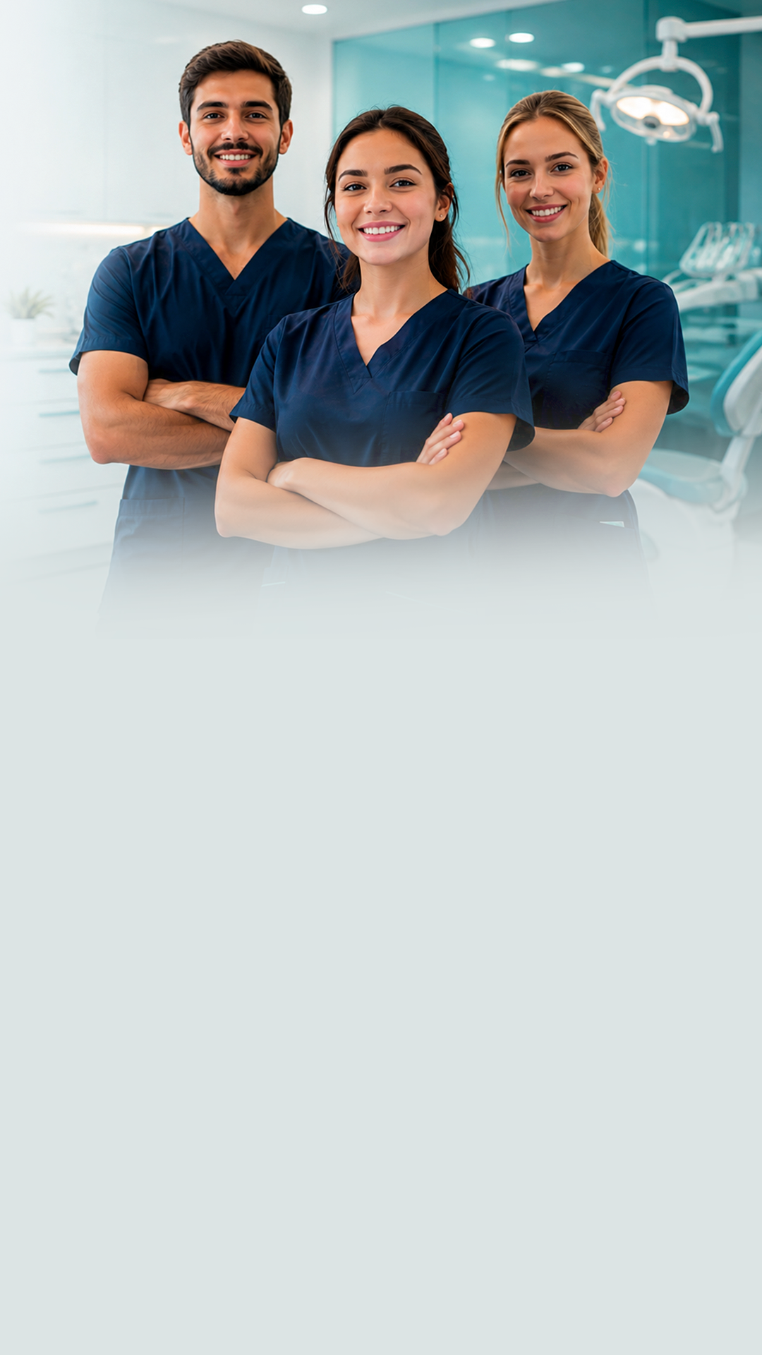 Equipe de cirurgiões-dentistas do IODPAR em clínica odontológica